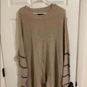LIKE NEW: Tunic Sweater
